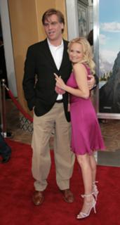 Kristin Chenoweth feet photo thumbnail