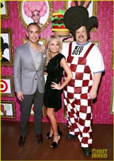Kristin Chenoweth feet photo thumbnail
