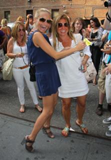 Kristin Chenoweth feet photo thumbnail