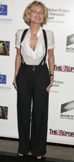 Kristin Chenoweth feet photo thumbnail