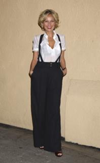 Kristin Chenoweth feet photo thumbnail