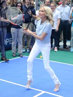 Kristin Chenoweth feet photo thumbnail