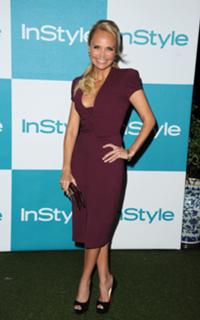 Kristin Chenoweth feet photo thumbnail