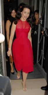 Kristin Davis feet photo thumbnail