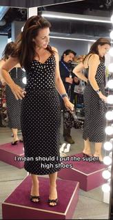 Kristin Davis feet photo thumbnail