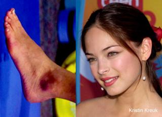 Kristin Kreuk feet photo thumbnail