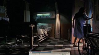 Kristin Kreuk feet photo thumbnail