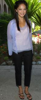 Kristin Kreuk feet photo thumbnail
