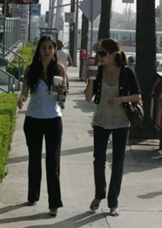 Kristin Kreuk feet photo thumbnail