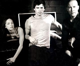 Kristin Kreuk feet photo thumbnail