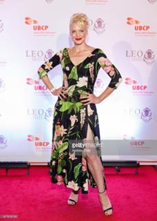 Kristin Lehman feet photo 2