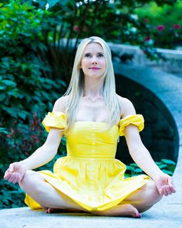 Kristin McGee feet photo 14