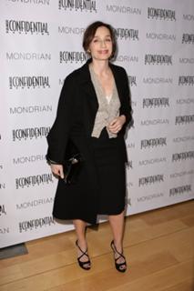 Kristin Scott Thomas feet photo thumbnail