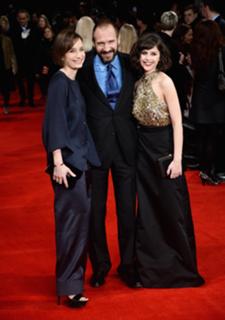 Kristin Scott Thomas feet photo thumbnail