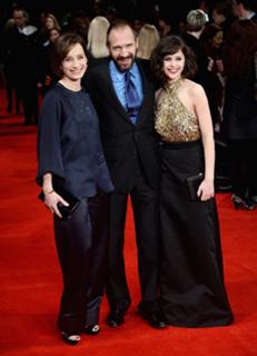 Kristin Scott Thomas feet photo thumbnail