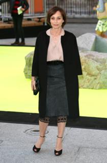 Kristin Scott Thomas feet photo thumbnail