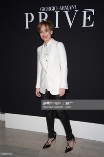 Kristin Scott Thomas feet photo thumbnail