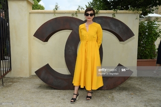 Kristin Scott Thomas feet photo thumbnail