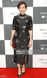 Kristin Scott Thomas feet photo thumbnail