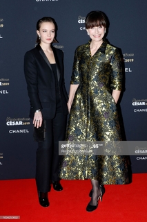 Kristin Scott Thomas feet photo thumbnail