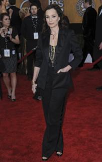 Kristin Scott Thomas feet photo thumbnail