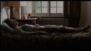 Kristin Scott Thomas feet photo thumbnail