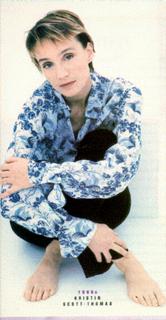 Kristin Scott Thomas feet photo thumbnail