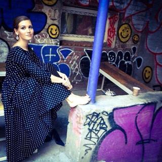 Kristina Asmus feet photo thumbnail