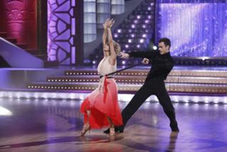 Kristina Asmus feet photo thumbnail