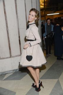 Kristina Asmus feet photo thumbnail