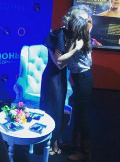 Kristina Asmus feet photo thumbnail