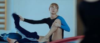 Kristina Asmus feet photo thumbnail