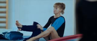 Kristina Asmus feet photo thumbnail