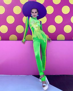 Kristina Asmus feet photo thumbnail