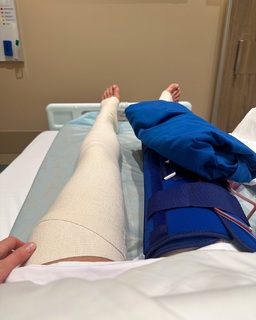 Kristina Asmus feet photo thumbnail