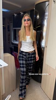 Kristina Asmus feet photo 10