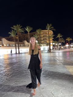 Kristina Asmus feet photo 2