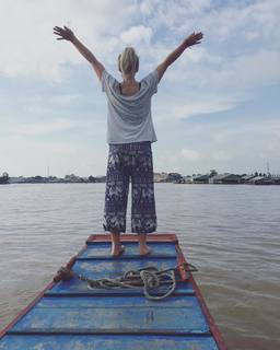 Kristina Collins feet photo thumbnail