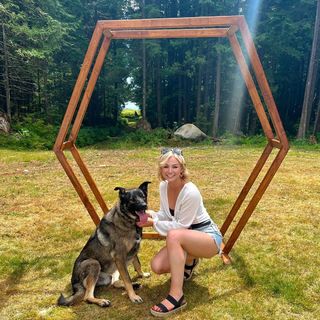 Kristina Collins feet photo thumbnail