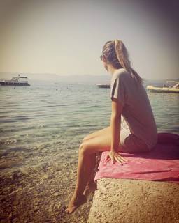 Kristina Radenković feet photo 3