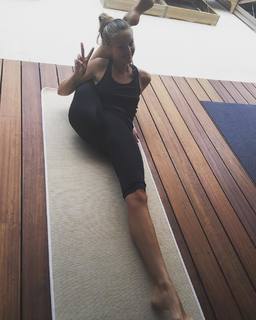 Kristina Romanova feet photo 3