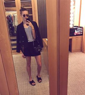 Kristina Romanova feet photo 15