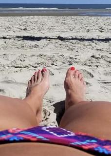 Kristine Dunn feet photo 17