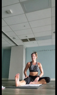 Kristine Dunn feet photo 16