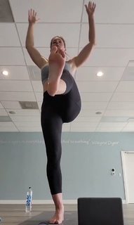 Kristine Dunn feet photo 15
