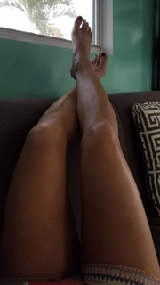 Kristine Dunn feet photo 18