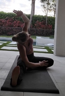 Kristine Dunn feet photo 11
