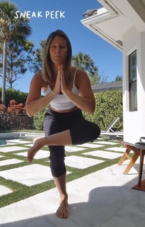 Kristine Dunn feet photo 5