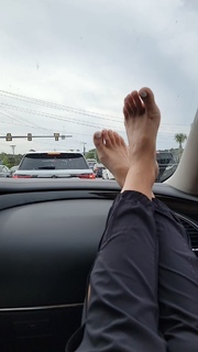 Kristine Dunn feet photo 1