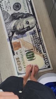 Kristine Dunn feet photo 9